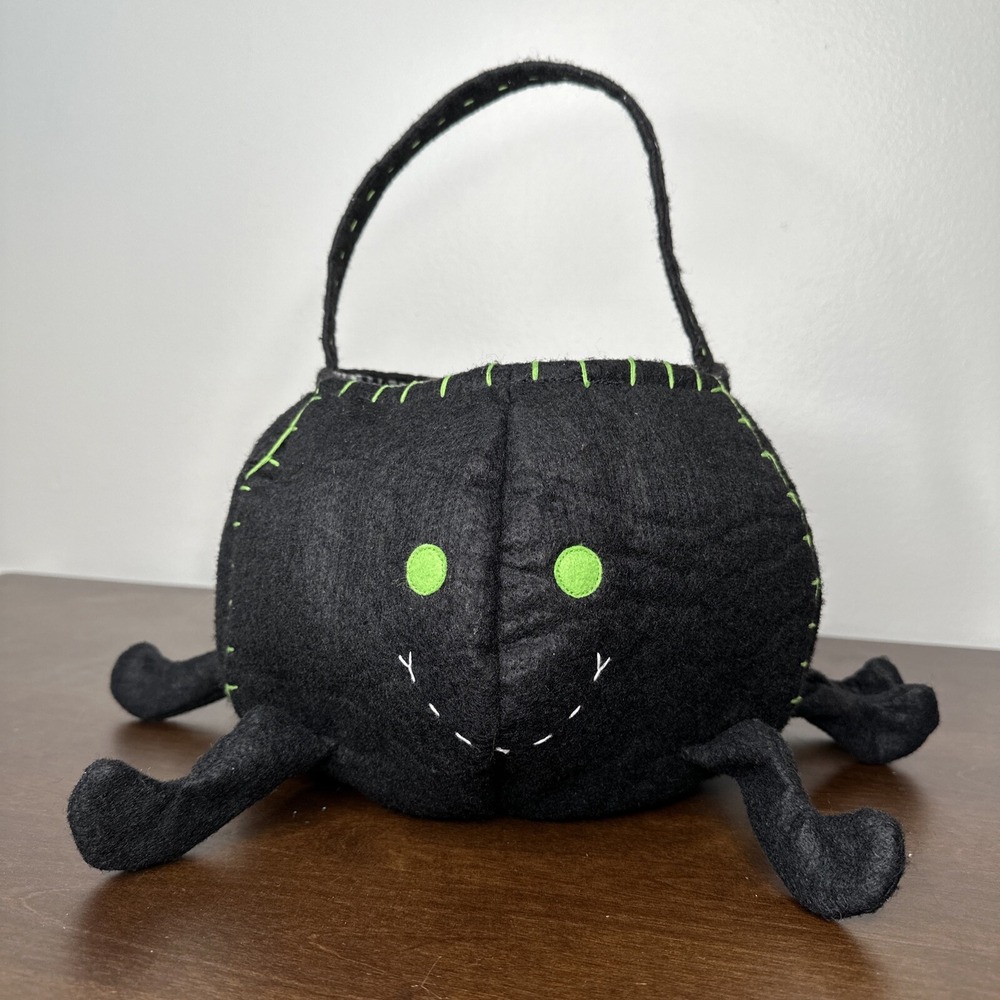 Pottery Barn Kids Spider Halloween Trick Or Treat Tote Back Candy Basket Retired - Picture 16 of 16